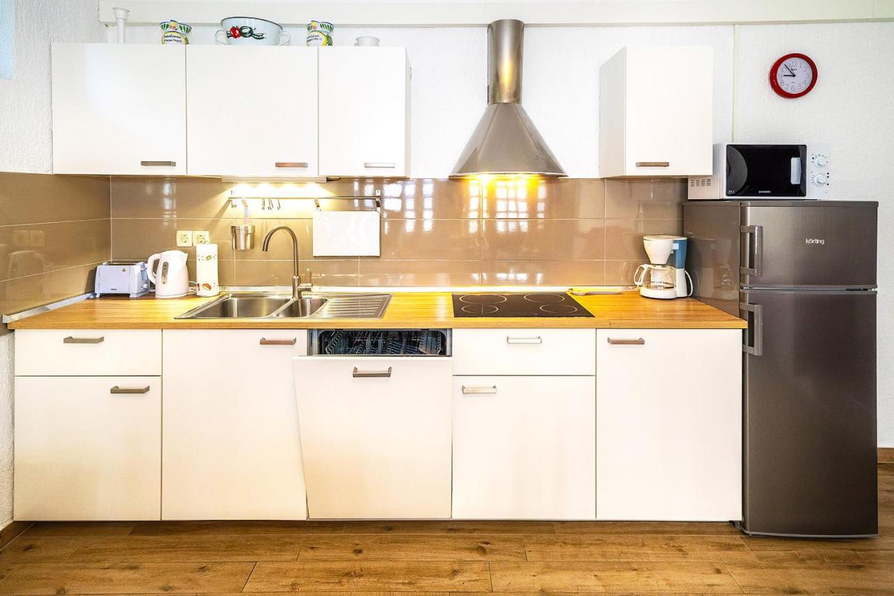 Apartmant Ivan Малинска Екстериор снимка